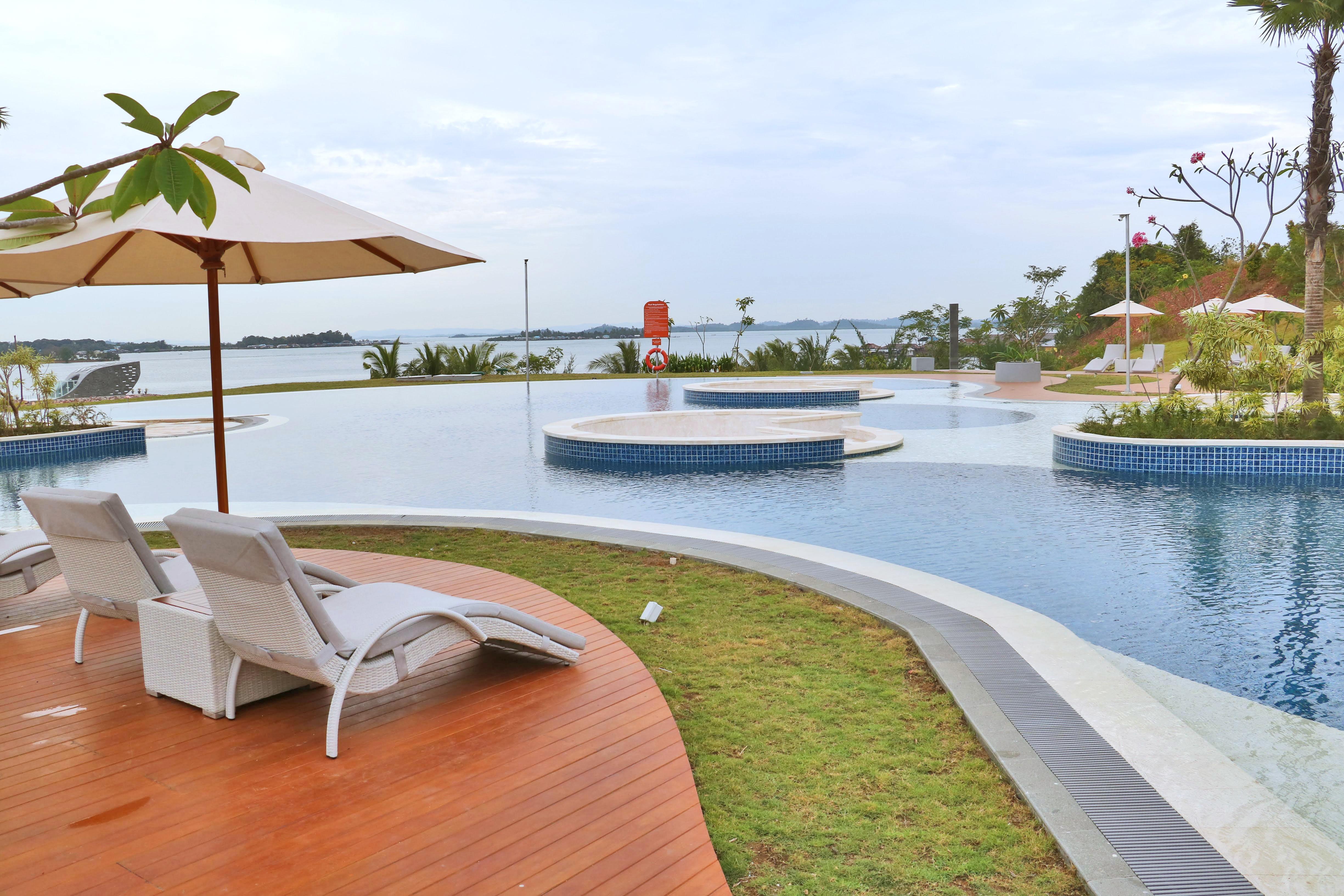 Harris Resort Barelang Batam Sagulung Exterior foto