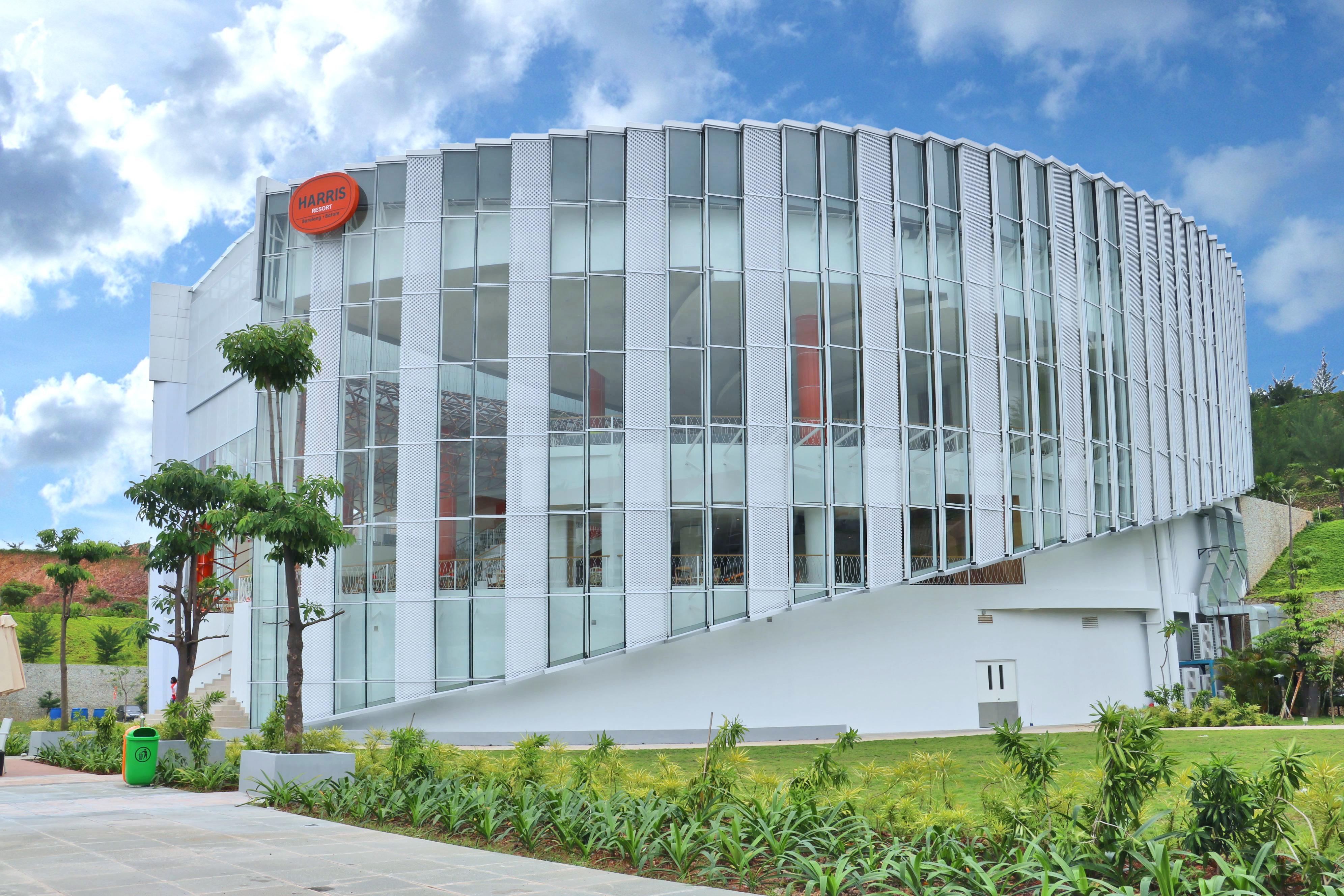Harris Resort Barelang Batam Sagulung Exterior foto